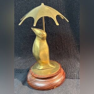 Vintage Brass Penguin Figurine w/ Umbrella – Made in India  7 1/2" tall